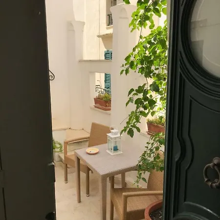Apartment Case Di Via Patitari *
